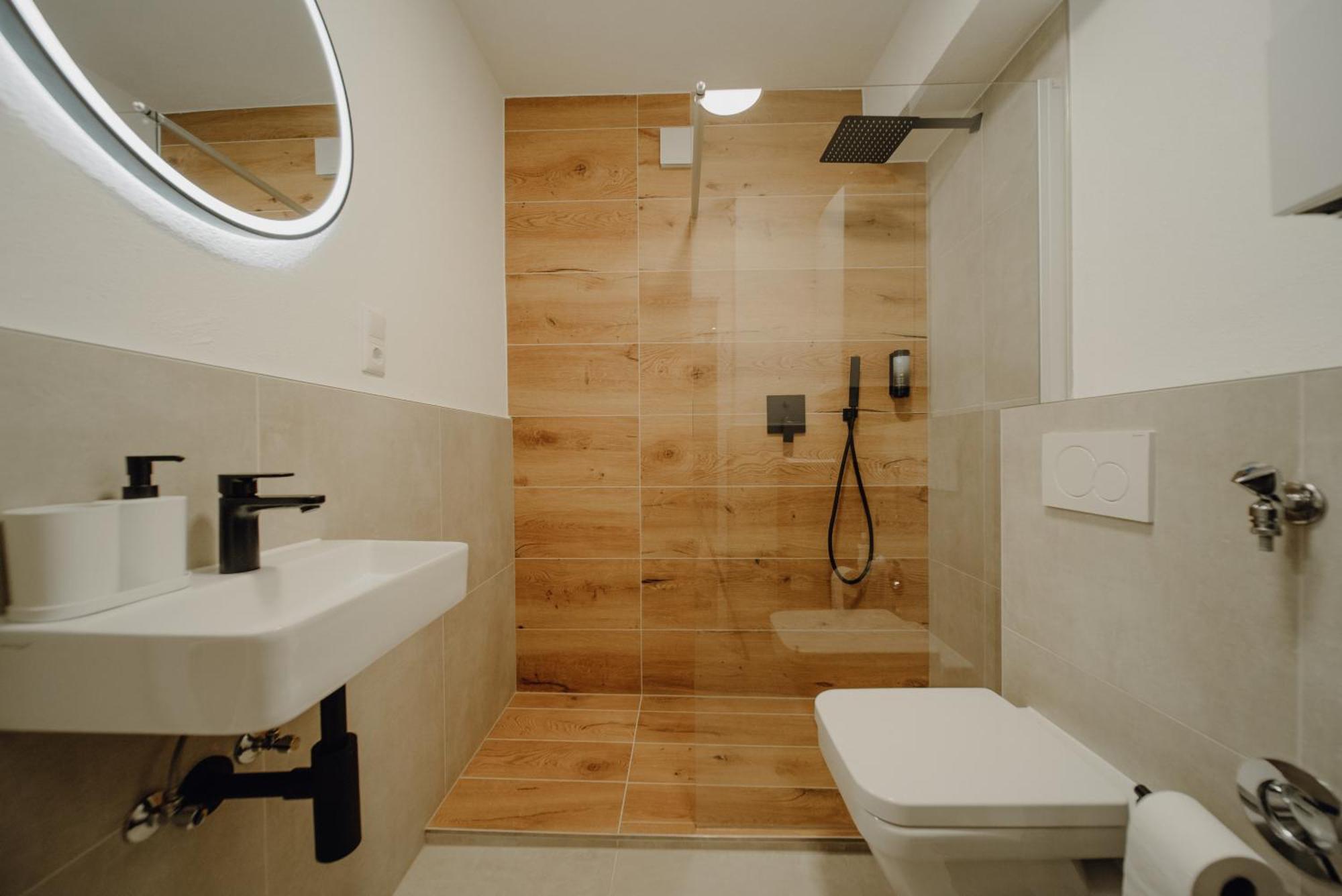 Coblenz Suites - Design Apartment City 科布倫茨 外观 照片